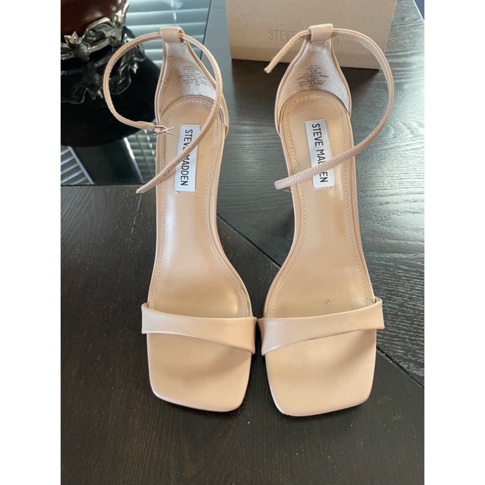 STEVE MADDEN SPREE TWO-PIECE DRESS SANDALS SZ 8.5 NATURAL